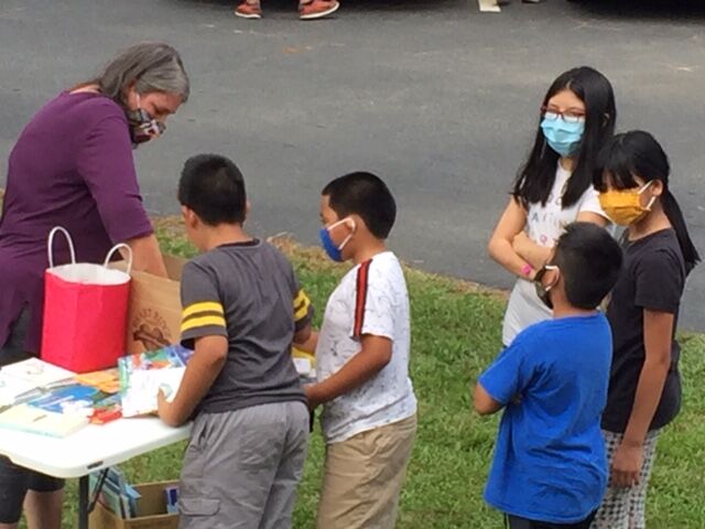 091620_MDJ_ActsofKindnessPart2_FoodBoxes3.JPG